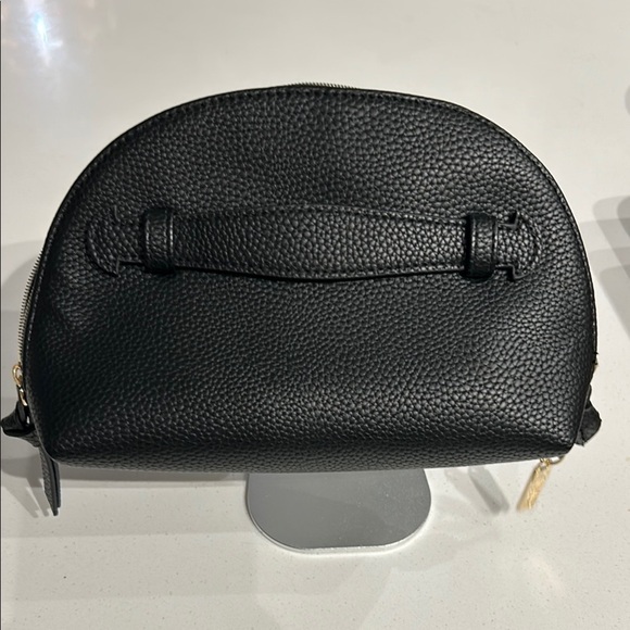 ✨Host pick ✨NWOT Shiseido Alphabet Cosmetic Pouch - Picture 5 of 8